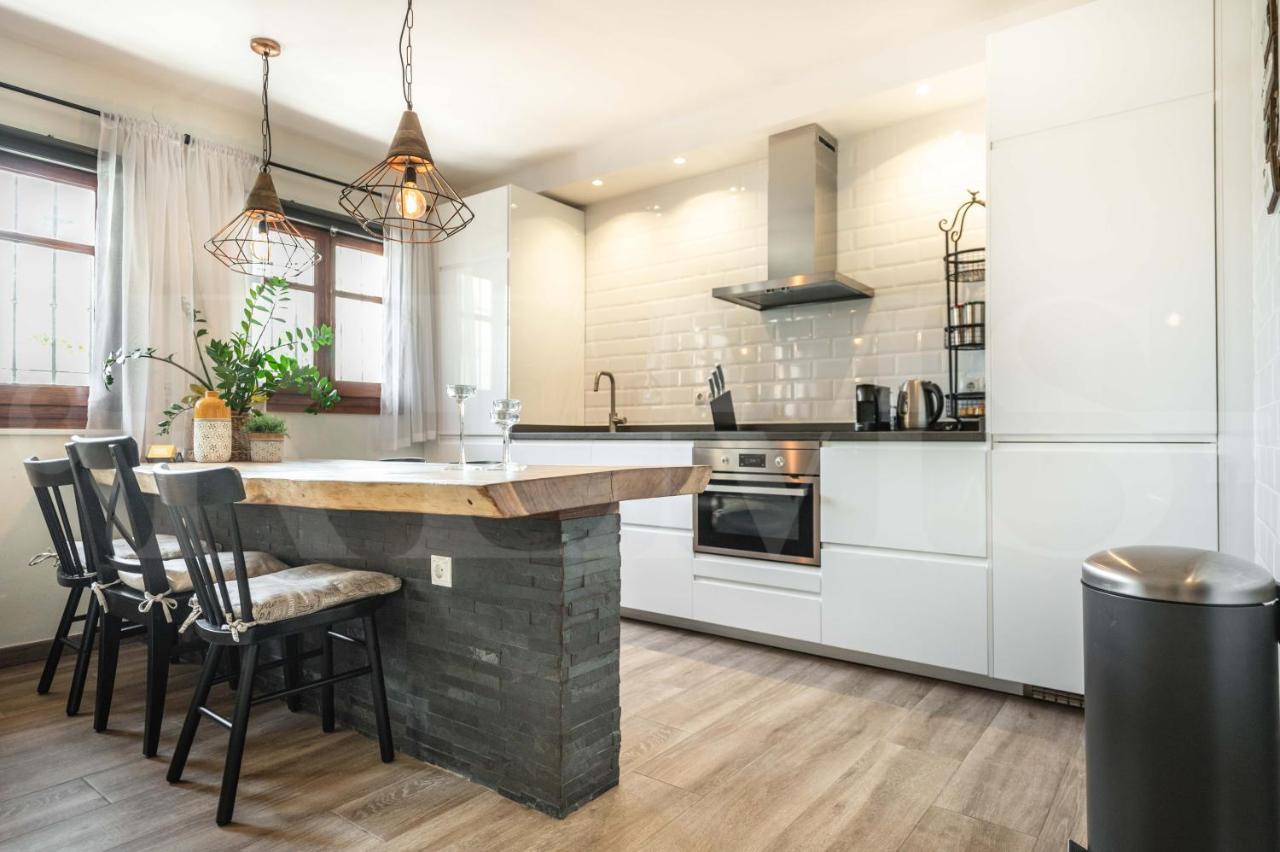 Spacious Apartment Next To Plaza De La Merced By Rems Malaga Ngoại thất bức ảnh